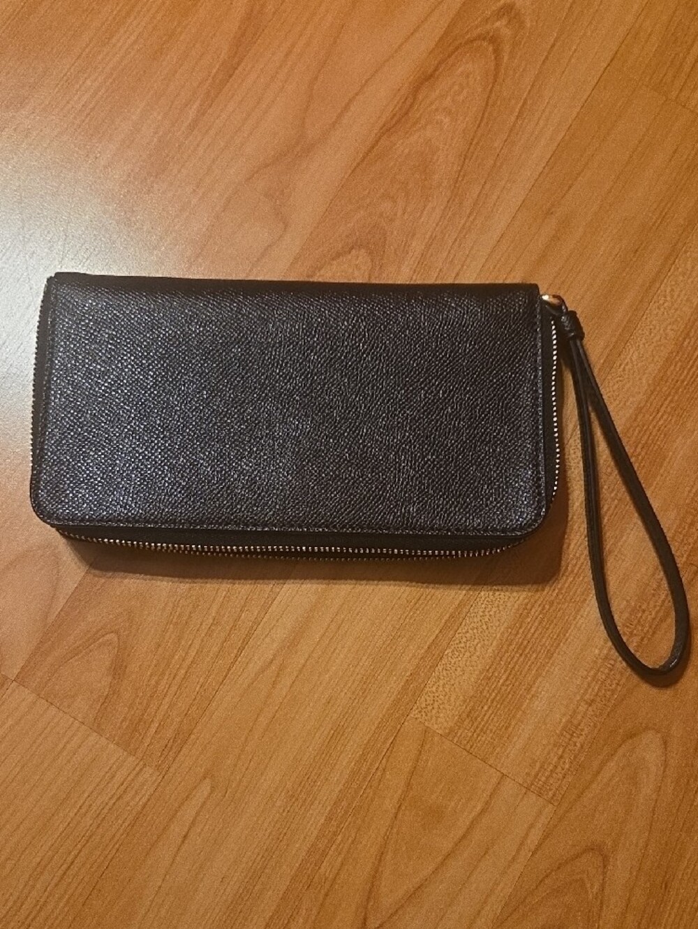 Coach Black Pebbled Leather Zip Wristlet Wallet with Gold Logo - Picture 4 of 5